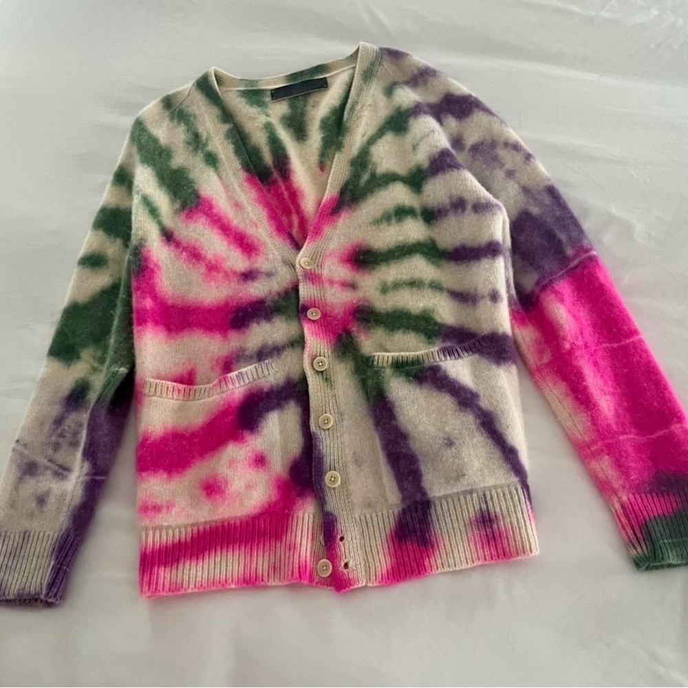 The Elder Statesmen Tiedye 100% cashmere sweater